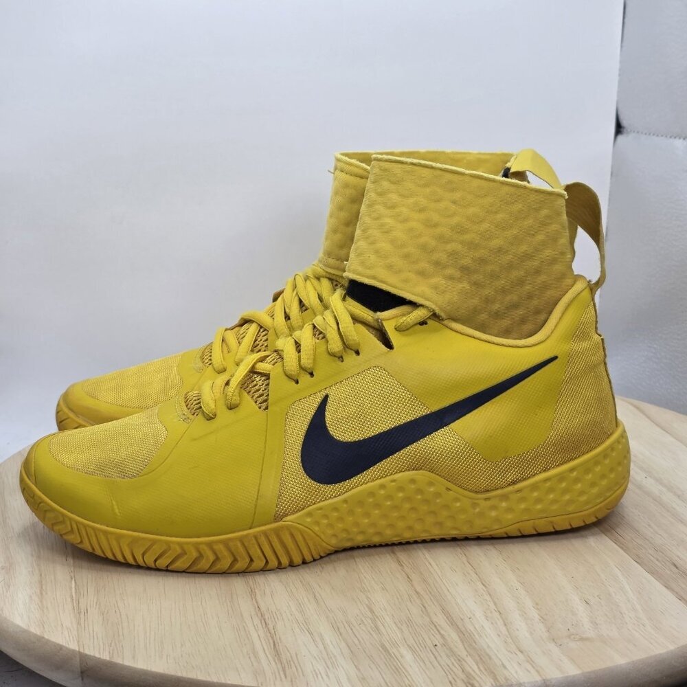 RARE Nike Flare Yellow Serena Williams Tennis‎ Shoes Women's Size 7 EUC